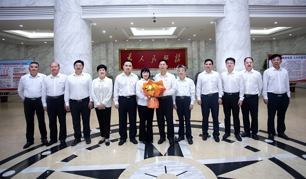 对标先进守初心 见贤思齐勇担当(图1) 对标先进守初心 见贤思齐勇担当(图1)