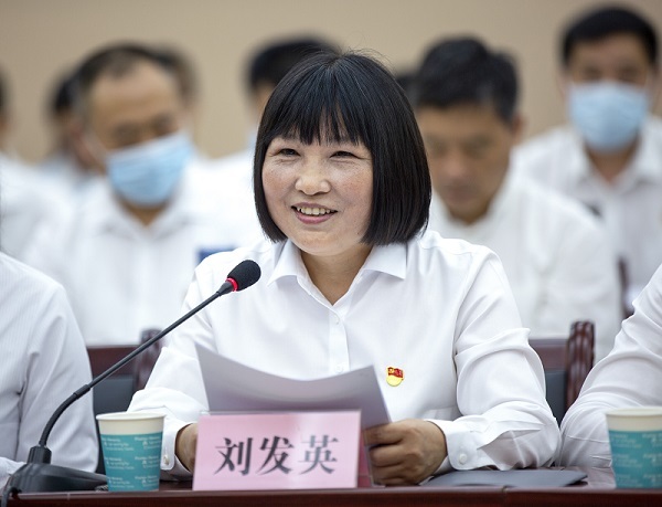 对标先进守初心 见贤思齐勇担当(图3)