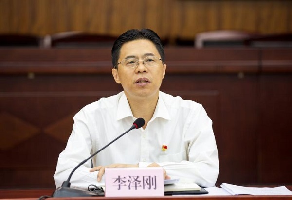 对标先进守初心 见贤思齐勇担当(图2)